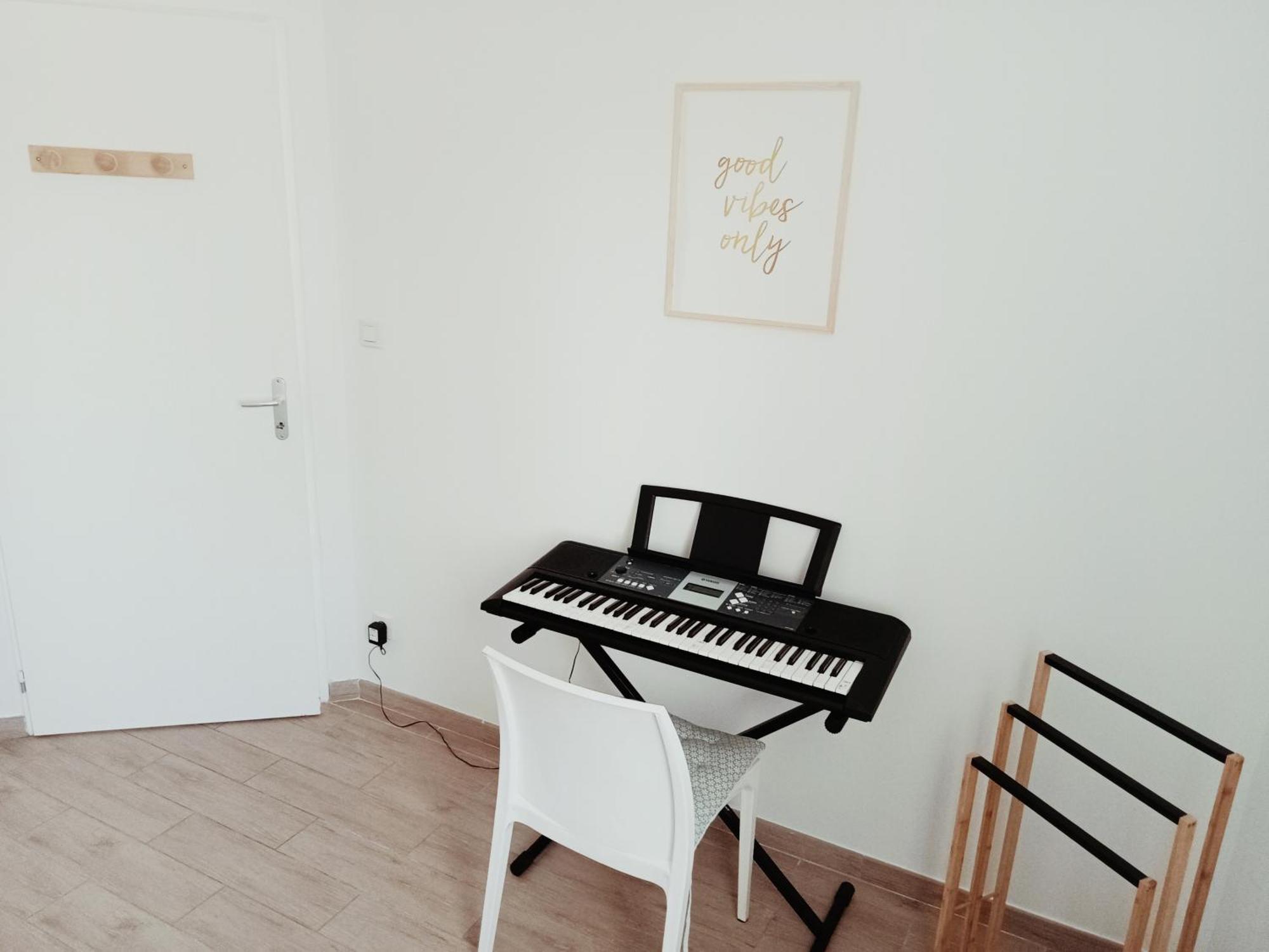 Comme A La Maison Sainte-Helene  Extérieur photo