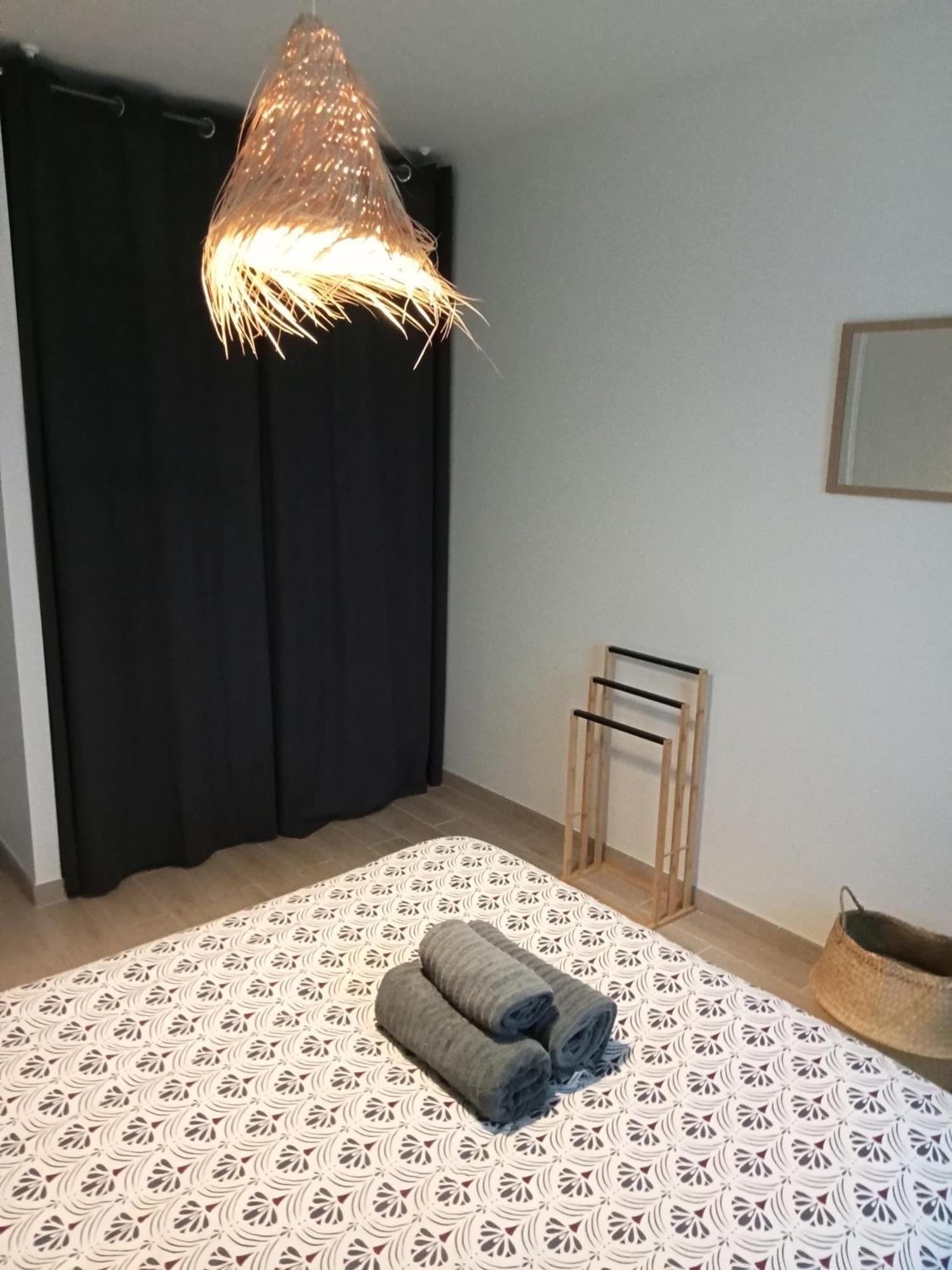 Comme A La Maison Sainte-Helene  Extérieur photo