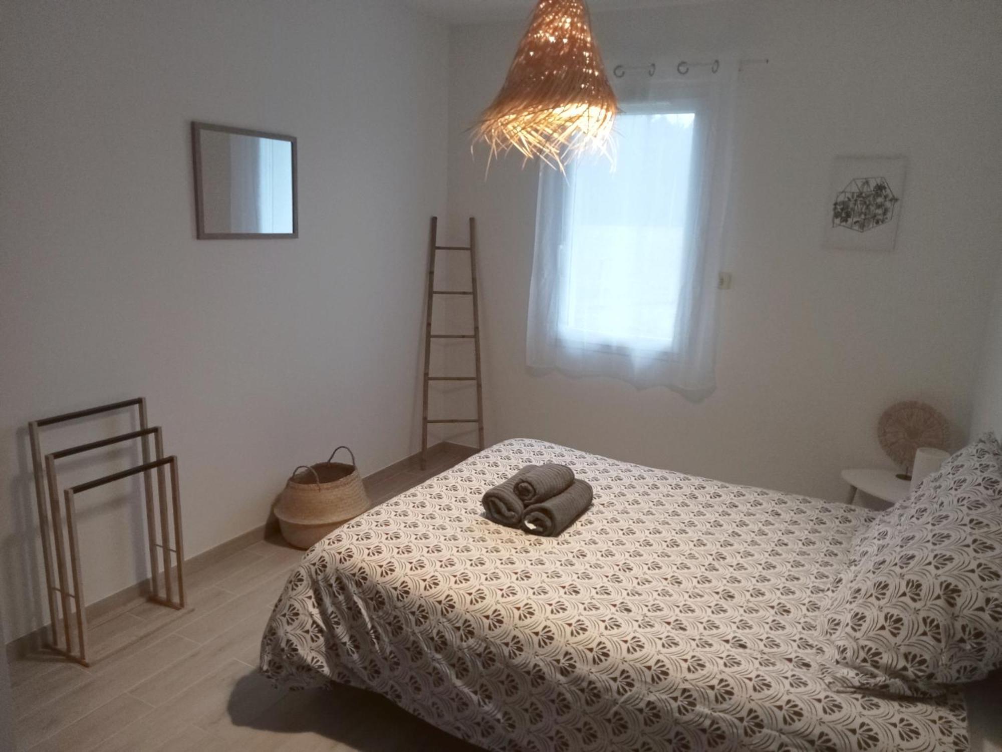 Comme A La Maison Sainte-Helene  Extérieur photo